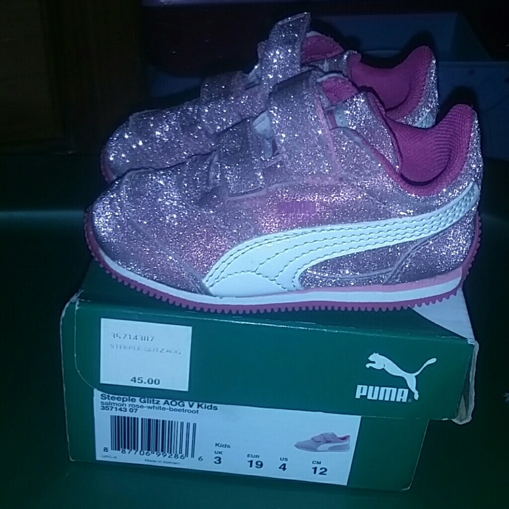Puma little girl shoes